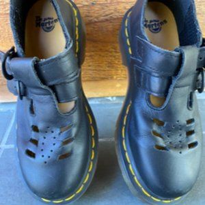 Dr. Martens Mary Jane leather shoes